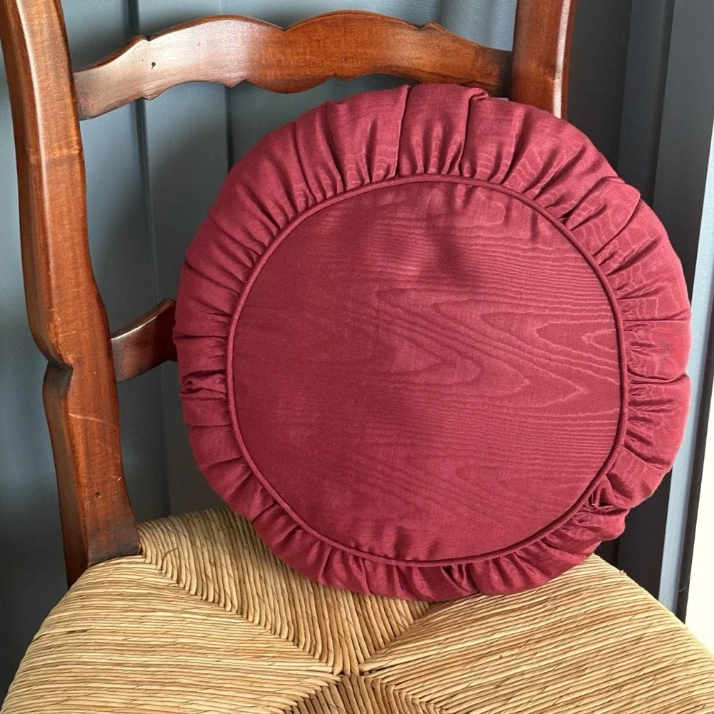 Vintage Round Ruffled Throw Pillow 15